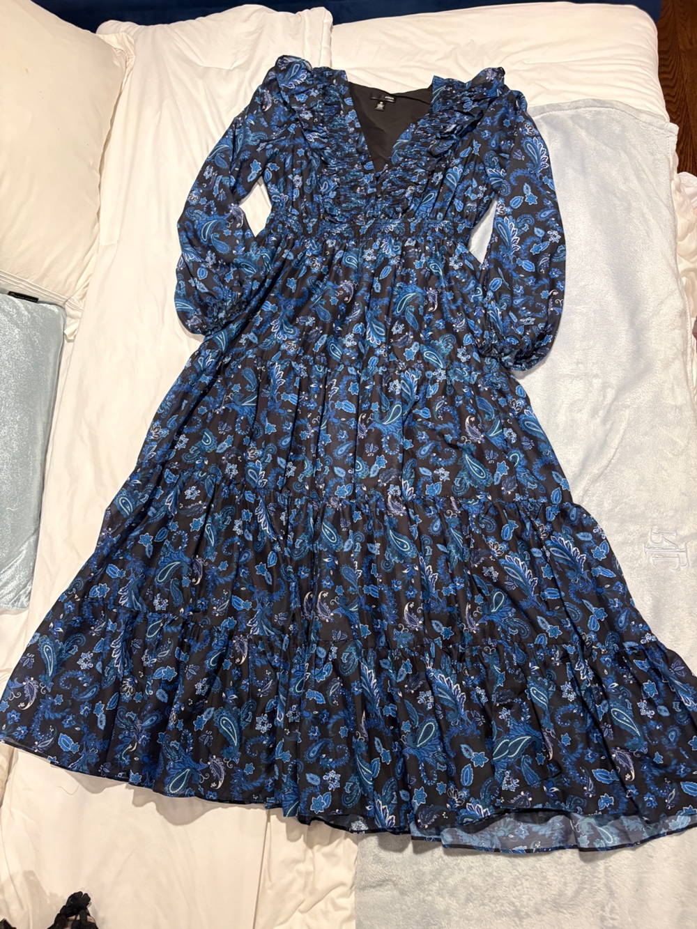 Like New Aqua- Bloomingdales Women’s Navy Blue Maxi Dress